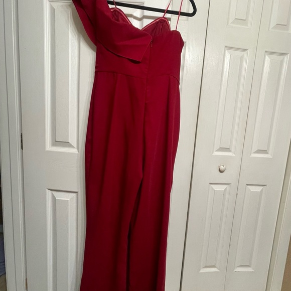 Elegant Red Women's Jumpsuit - Picture 2 of 4